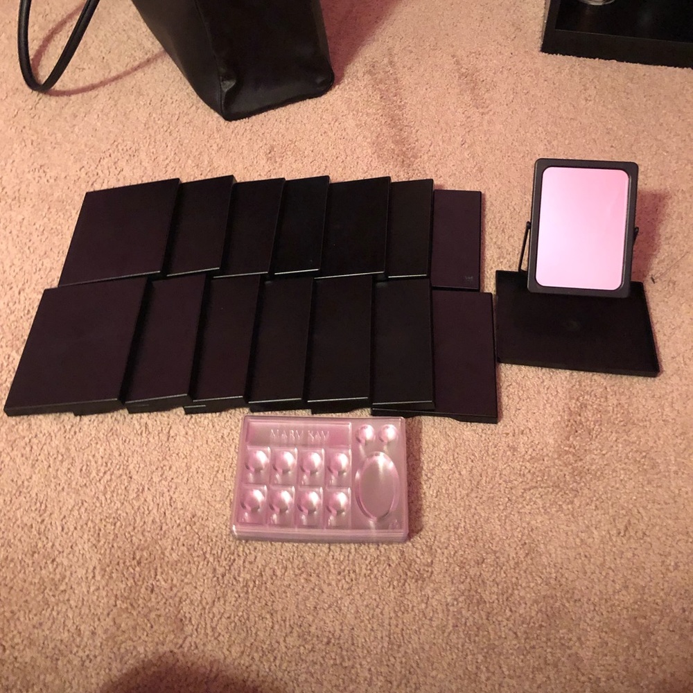 15 Mary Kay mirrors.